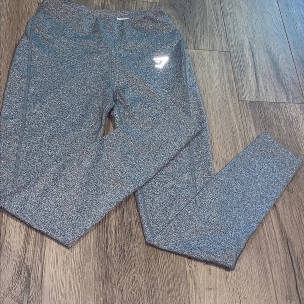 Gym shark leggings size s